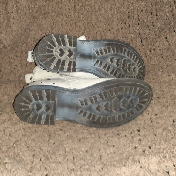 K BY KOOKAI-Distressed Light/Dark Gray Skull Studded Booties-Sz 38-Excellent - Picture 10 of 10